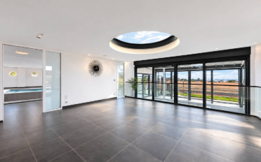 Villa 8.5 pièces - image - 5