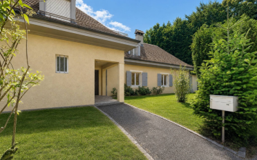 Villa 9.5 rooms - image - 11