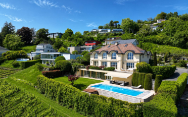 Villa 12.5 pièces - image - 2
