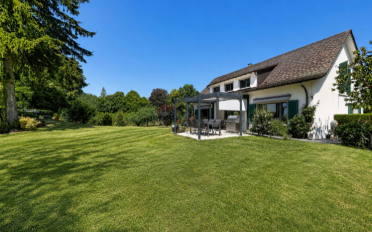 Villa 7.5 Zimmer - image - 1