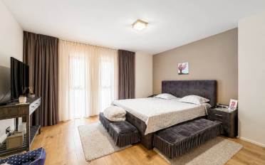 Maison contiguë 8 pièces - image - 7