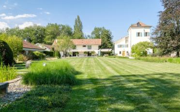 Villa 20 pièces - image - 1