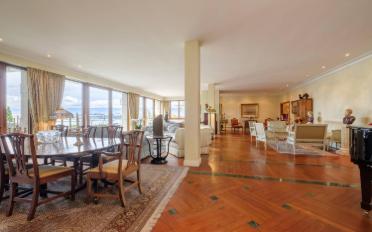 Apartment 10 rooms - image - 2