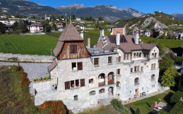 Schloss 16 Zimmer - image - 3