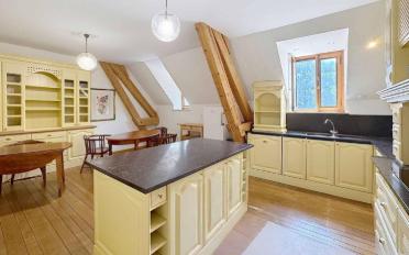 Attic flat 8.5 rooms - image - 6