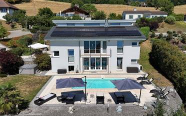 Villa 8.5 pièces - image - 1