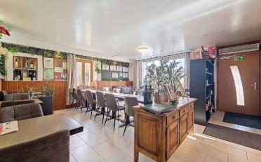 Mixed use property - image - 3