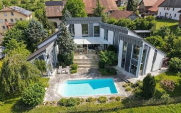 Villa 7.5 Zimmer - image - 1