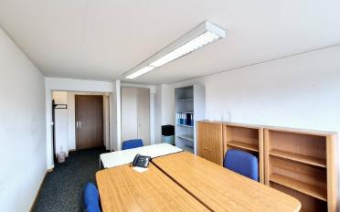Commercial - image - 3