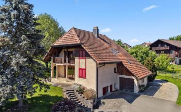 Maison 8 pièces - image - 2
