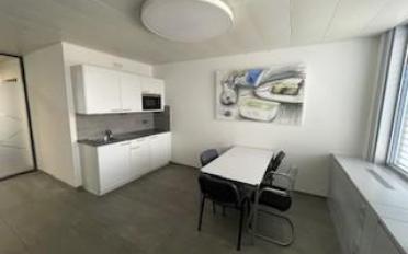 Office - image - 5