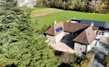 Villa 9 pièces - image - 4