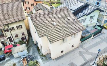 Wohngebäude 11.5 Zimmer - image - 1