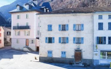 Residential building 7.5 rooms - image - 2