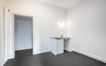 Office - image - 3