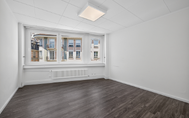 Office - image - 7