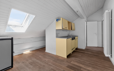 Bureau - image - 11