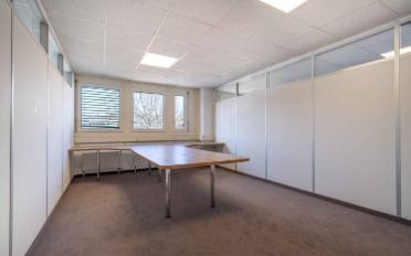 Office - image - 5