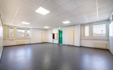 Office - image - 4