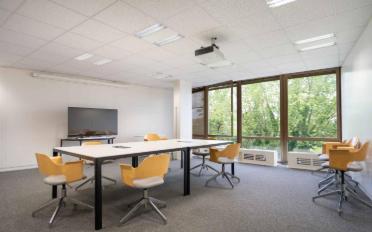 Office - image - 8