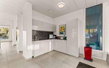 Office - image - 6