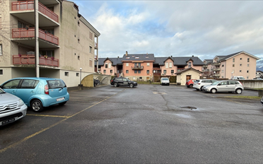 offener Parkplatz - image - 2