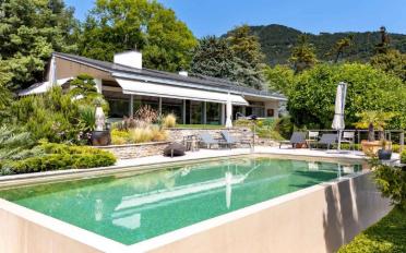 Villa 7.5 pièces - image - 1