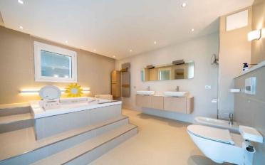 Single house 14 rooms - image - 10