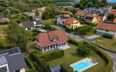 Villa 7.5 Zimmer - image - 2