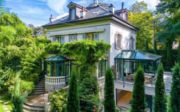 Single house 10 rooms - image - 1
