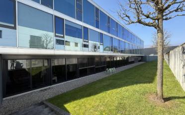 Office - image - 1