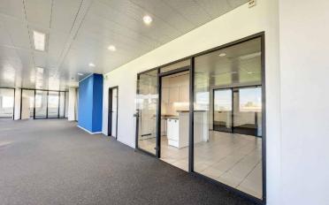 Office - image - 8