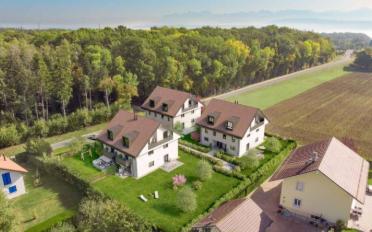 Doppeleinfamilienhaus 6.5 Zimmer - image - 1