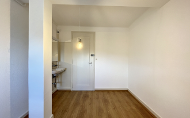 Apartment 1 room - image - 2