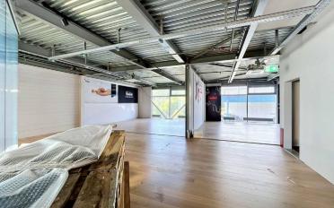 Commercial - image - 5