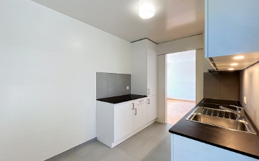 Apartment 4 rooms - image - 5