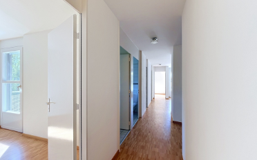 Apartment 4 rooms - image - 3