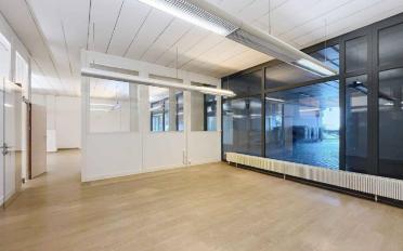 Office - image - 5