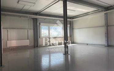 Office - image - 4