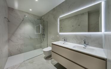 Apartment 6 rooms - image - 9
