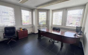 Bureau 4 pièces - image - 3