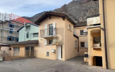 Maison contiguë 11.5 pièces - image - 1
