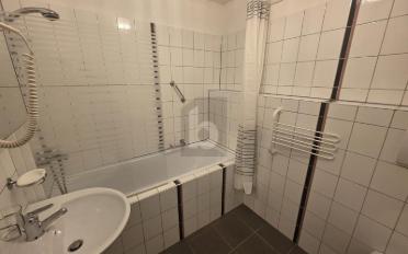 Furnished flat 1.5 rooms - image - 5