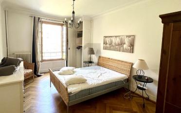 Furnished flat 4 rooms - image - 3