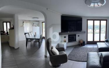 Einfamilienhaus 7.5 Zimmer - image - 2