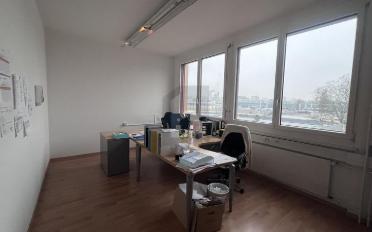 Bureau 4 pièces - image - 3