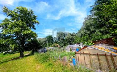 Building land 1 room - image - 1