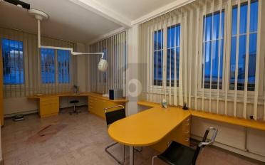 Office 4.5 rooms - image - 4