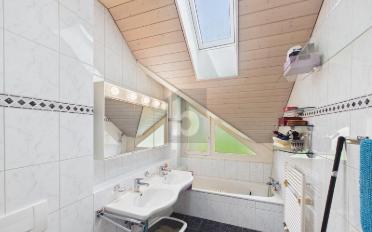 Dachwohnung 4.5 Zimmer - image - 4