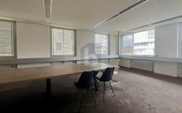 Bureau 10 pièces - image - 5